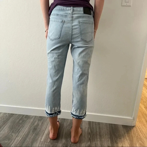 DKNY Denim Capris - Picture 3 of 5